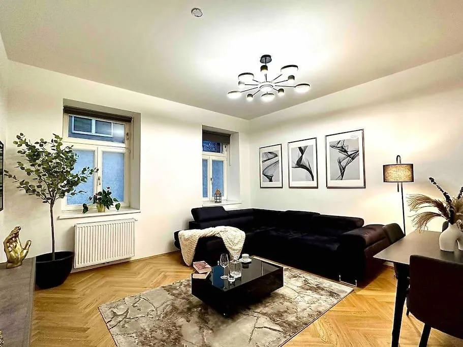 New!L! Exclusive Near Opera Apartment Vienna